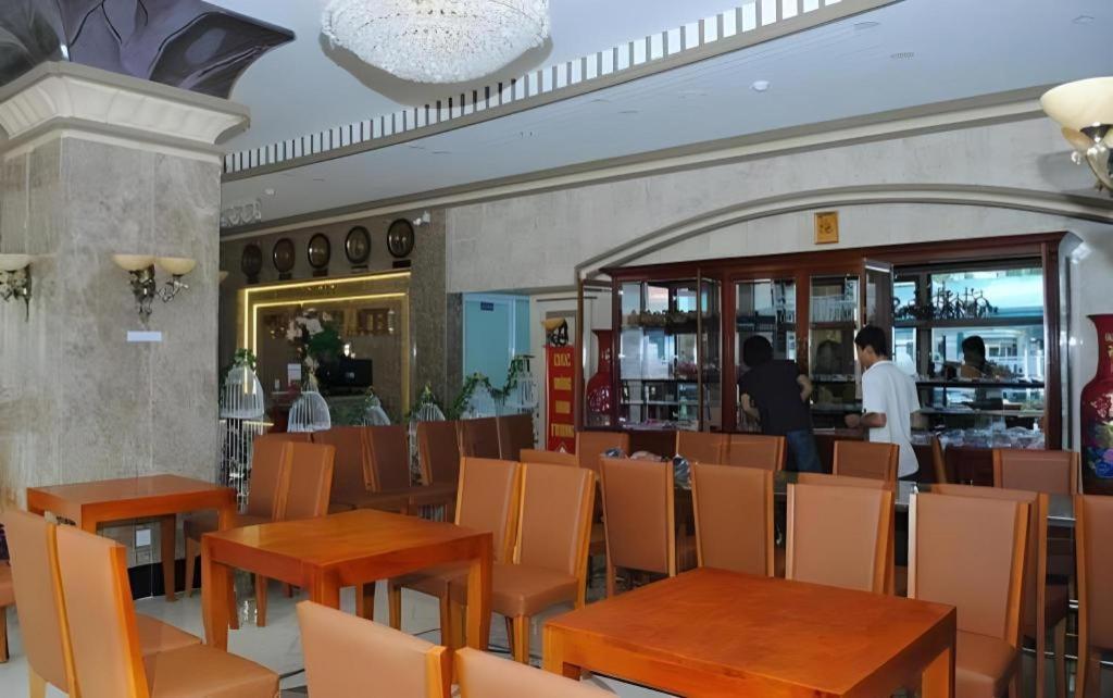 Khách sạn Trần Vinh Bac Lieu Ngoại thất bức ảnh